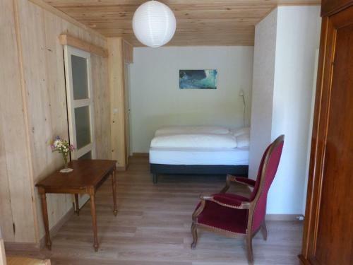Bed & Breakfast Chambre D'h�tes "lumi�re Et Qui�tude"