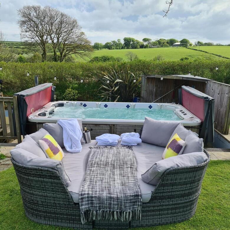 Ta Mill Cottages & Lodges - Meadowview Chalet 4