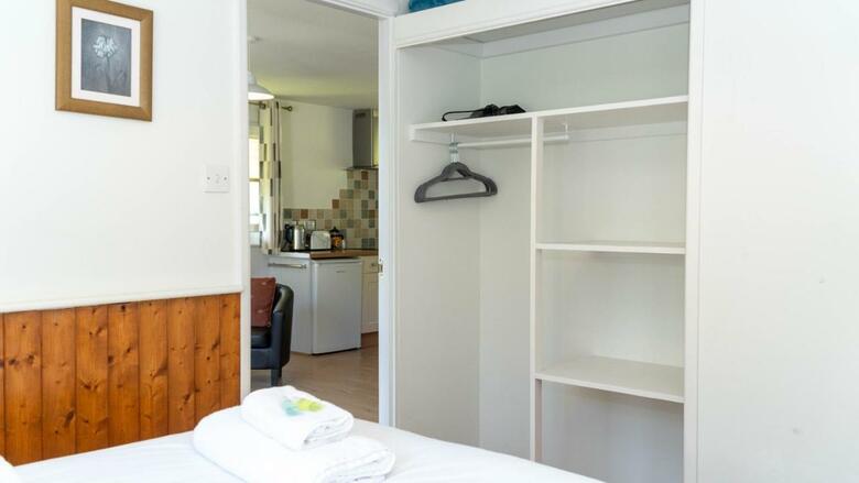 Ta Mill Cottages & Lodges - Meadowview Chalet 4