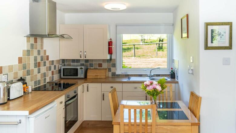 Ta Mill Cottages & Lodges - Meadowview Chalet 4