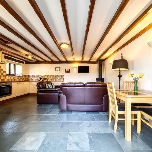 Ta Mill Cottages & Lodges - Millers Cottage