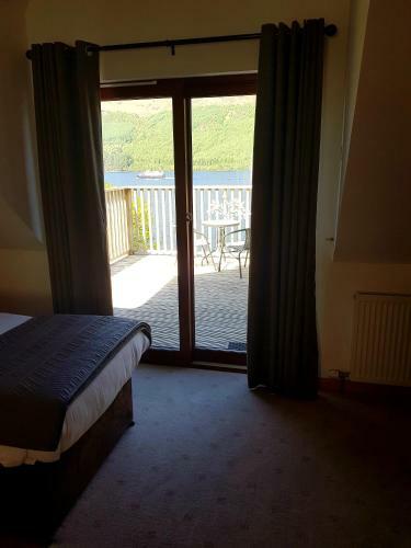 Bed & Breakfast Letterfinlay Lodge House