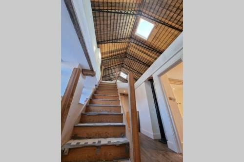 Villa Luxury 4 Bedroom Converted Barn Close To Warner Bro's