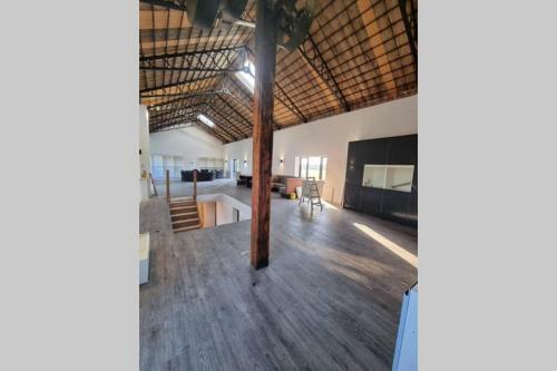 Villa Luxury 4 Bedroom Converted Barn Close To Warner Bro's