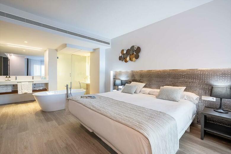 Oliva Nova Golf Beach & Golf Hotel