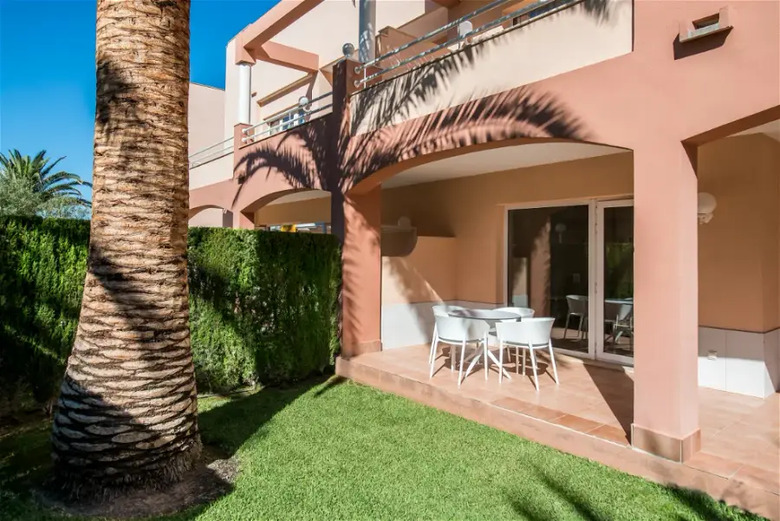 Oliva Nova Golf Beach & Golf Hotel
