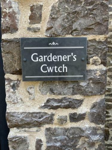 Apartamento Gardener's Cwtch, Llwynhelig Manor