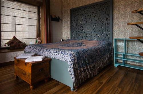 Rustic Art Deco Boutique Villa With Stunning Views By Wanderlust