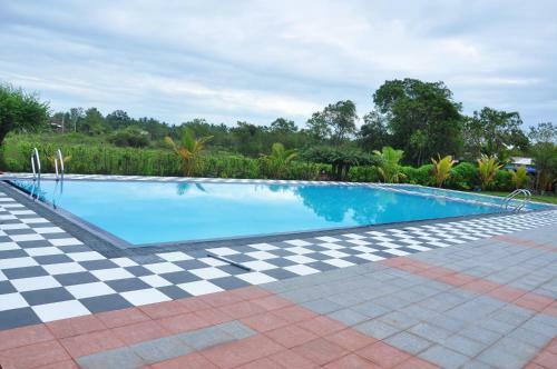 Eco Hotel Black & White - Anuradhapura