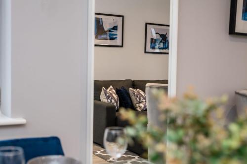 Apartamento Gorgeous 2 Bed Apt - Waterfront, Parking & Balcony - Sleeps 6!