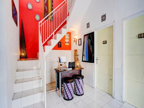 Hotel Spot On 90349 Edotel Tebe Syariah