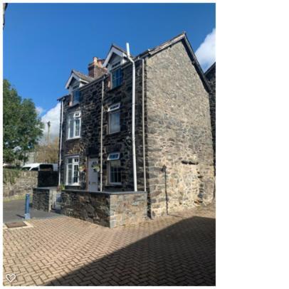 Historic And Characterful Old Prison Holiday Home.