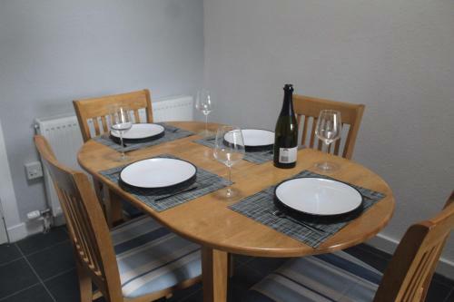 Welcomehouse Close To East Beach, Shops, Restaurants And Raf Base