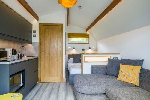 Bonnie Barns - Luxury Glamping With Hot Tubs