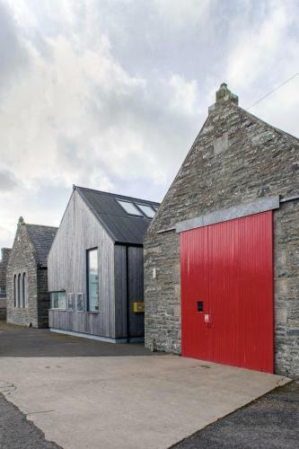 Hostal The School House