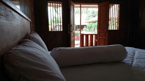 Villa Riverisde Kalijeruk