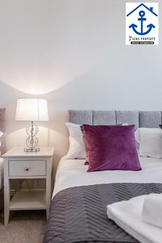 Luxury Apartment Maidenhead W Parking And Balcony