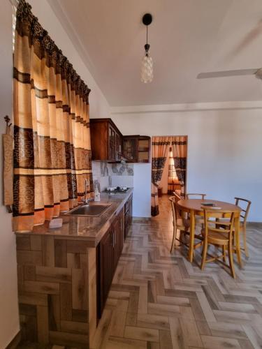 Apartamento Grand Station Residence (rose)