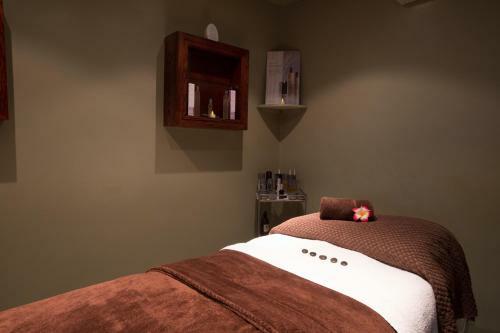 Hotel The Cambridge Belfry - Qhotels