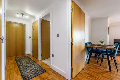 Apartamento Stunning Two Bedroom Flat City Centre With Parking