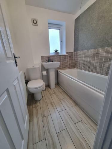 Cosy 3 Bedroom House In A Great Location