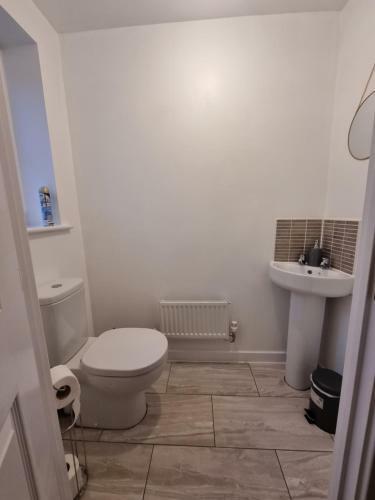 Cosy 3 Bedroom House In A Great Location