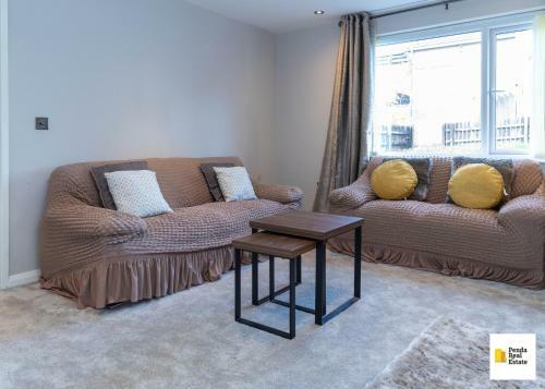 Penda Contractor And Leisure Guests Nottingham
