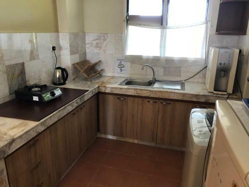 Century Suria Seaview + 3 Bedroom Apartment