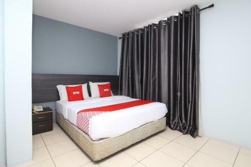 Hotel Oyo 90136 Jumbo Inn
