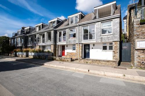 Slipway 6