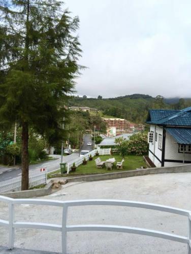 Blue Cabin @ Pfordten Cottage & Cabins