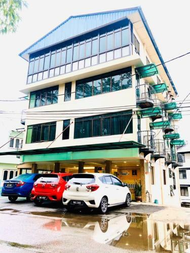 Adam Hotel