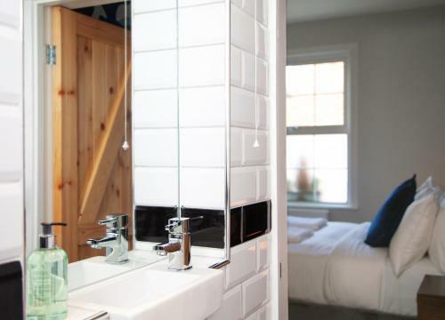 Apartamento The Old Post Office - Bright & Modern 4bdr Townhouse