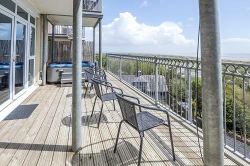 Pendine Heights - 2 Bedroom Apartment - Pendine