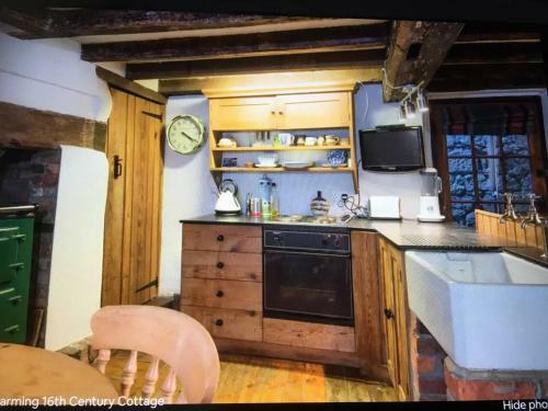 Cosy, Historic, Pet Friendly Cottage, Petworth