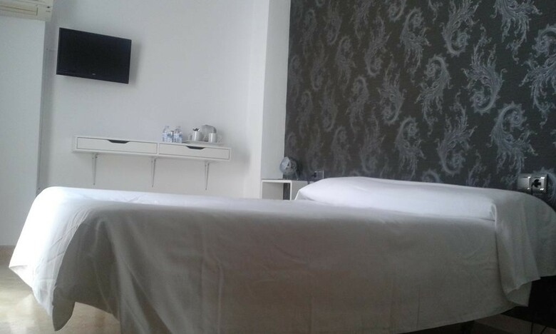 Hostal Abril