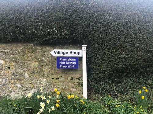 Delightful Detached Cottage In Village Centre