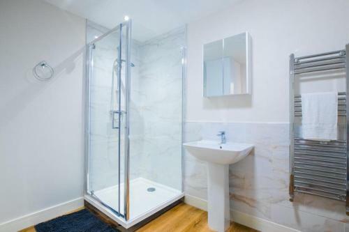 Brand New 3-bed Detached Family Home