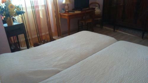Hostal Chambres D'h�tes Saint Roch