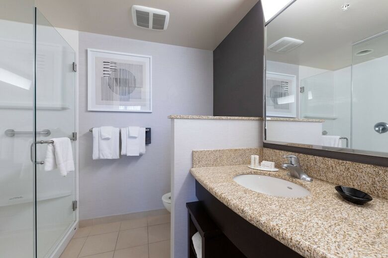 Hotel Courtyard By Marriott Cincinnati Midtown/rookwood