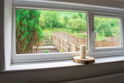 Afan Valley Holiday Home - Mountain Retreat!