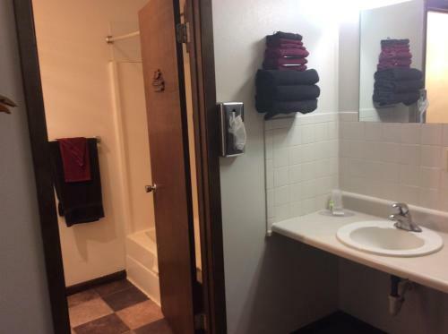 Sports Club Motel