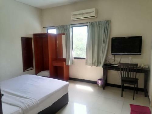 Oyo 90392 Pulai City Hotel