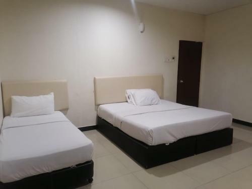 Oyo 90392 Pulai City Hotel