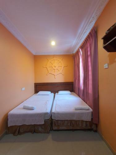 Highway Budget Hotel