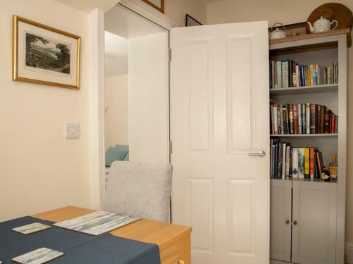 Apartamento Pass The Keys Beautiful Basement Flat - Walk2townbeachferry
