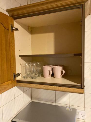 Hostal Cheerful Double Room In Lancaster House
