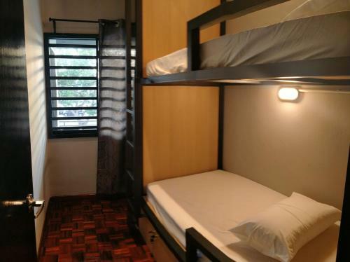 Hostal Alimama Guesthouse Melaka With Balcony