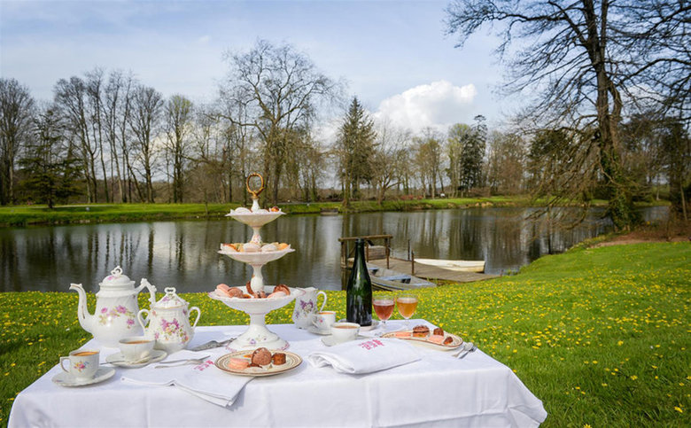 Hotel Chateau De Canisy