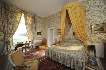 Hotel Chateau De Canisy